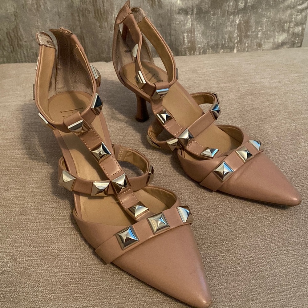 Stud detail shoes (Inc)